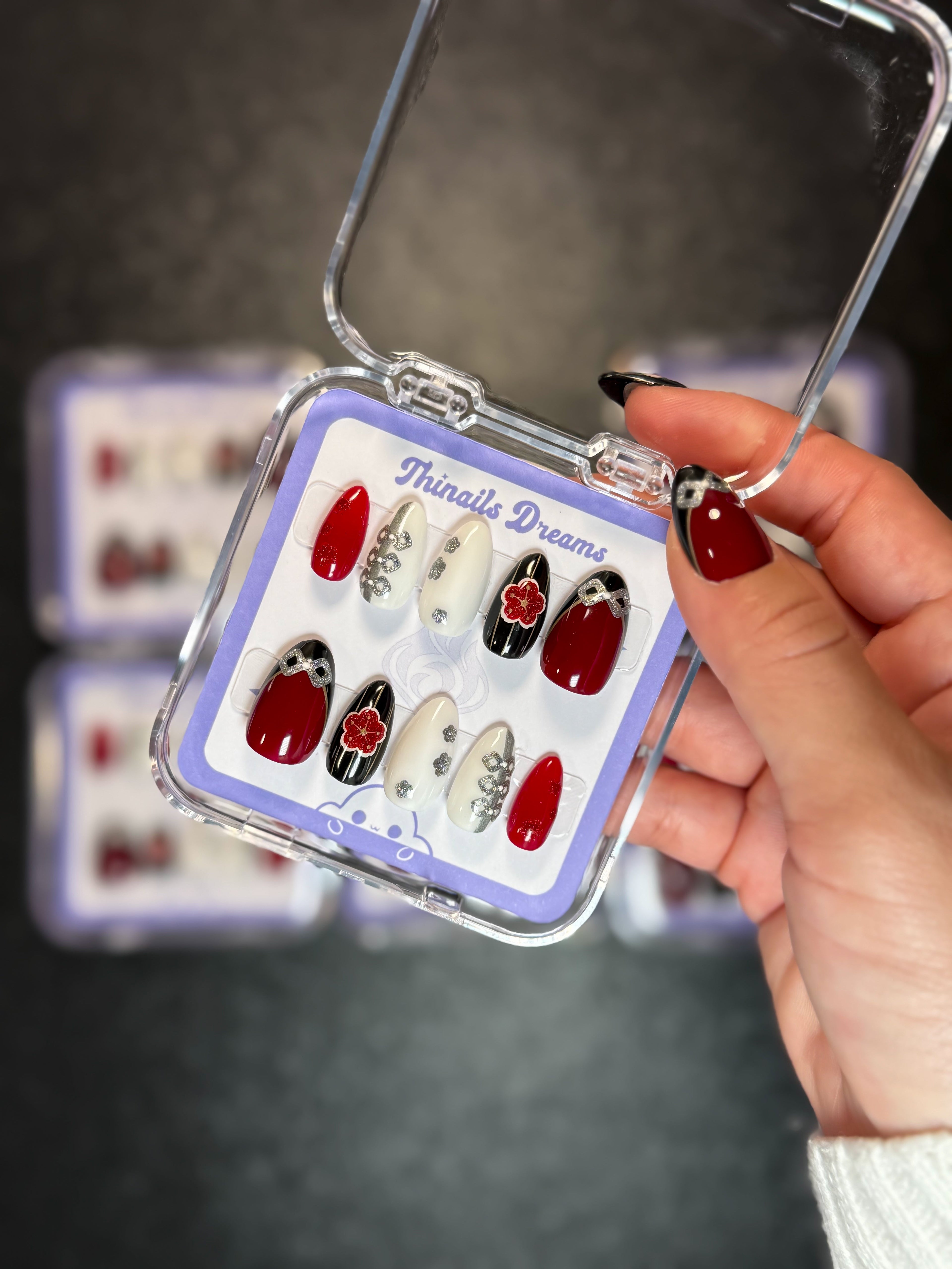 Hu Tao - Edition Limitée - Press-on Nails Thinails Dreams