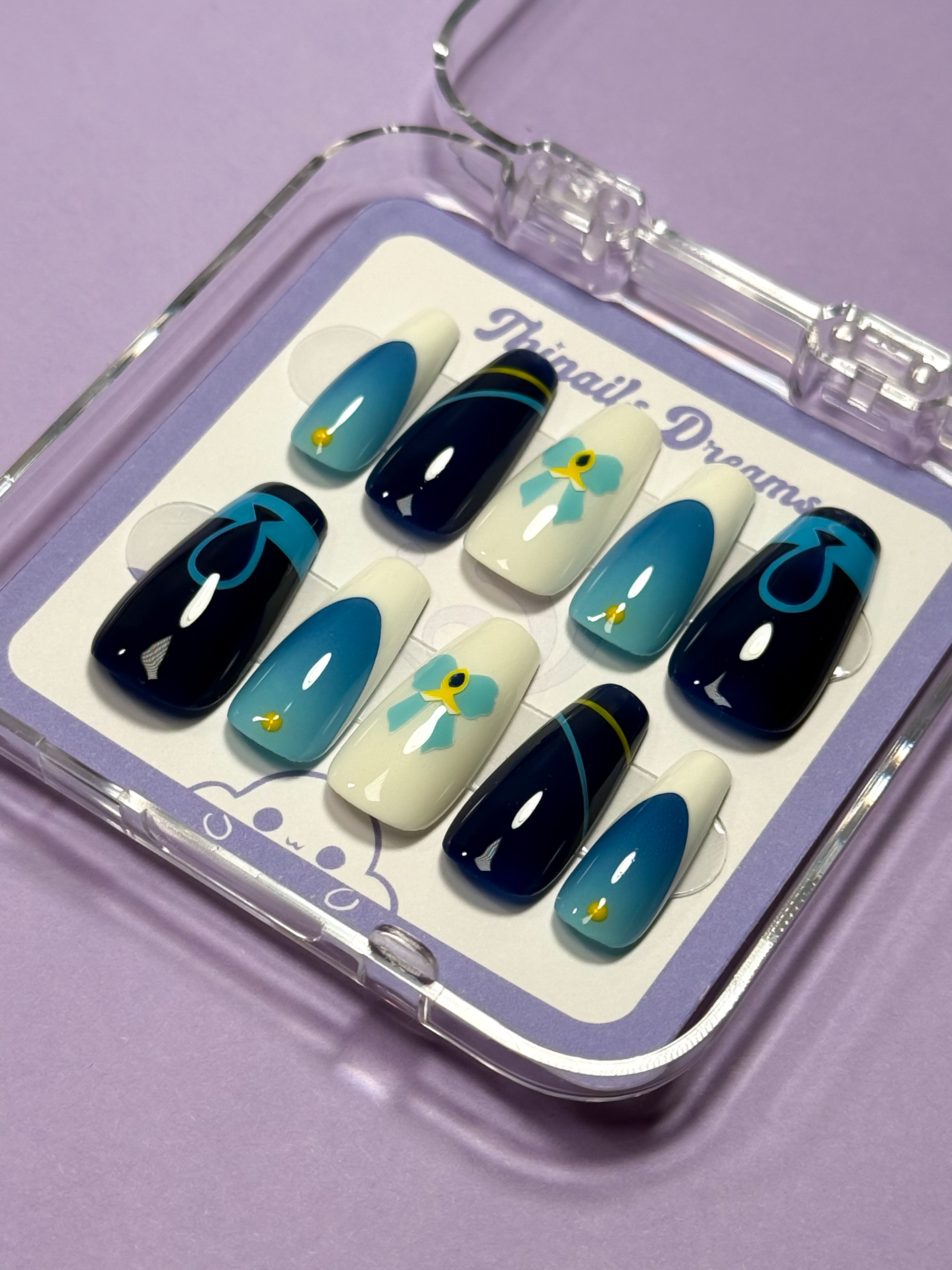 Mualani - Press-On Nails Thinails Dreams