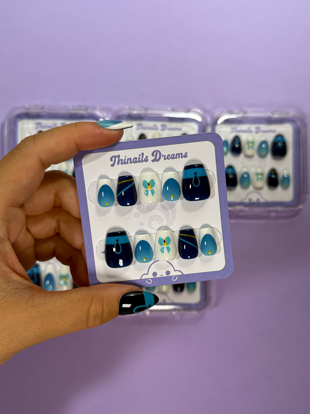 Mualani - Press-On Nails Thinails Dreams