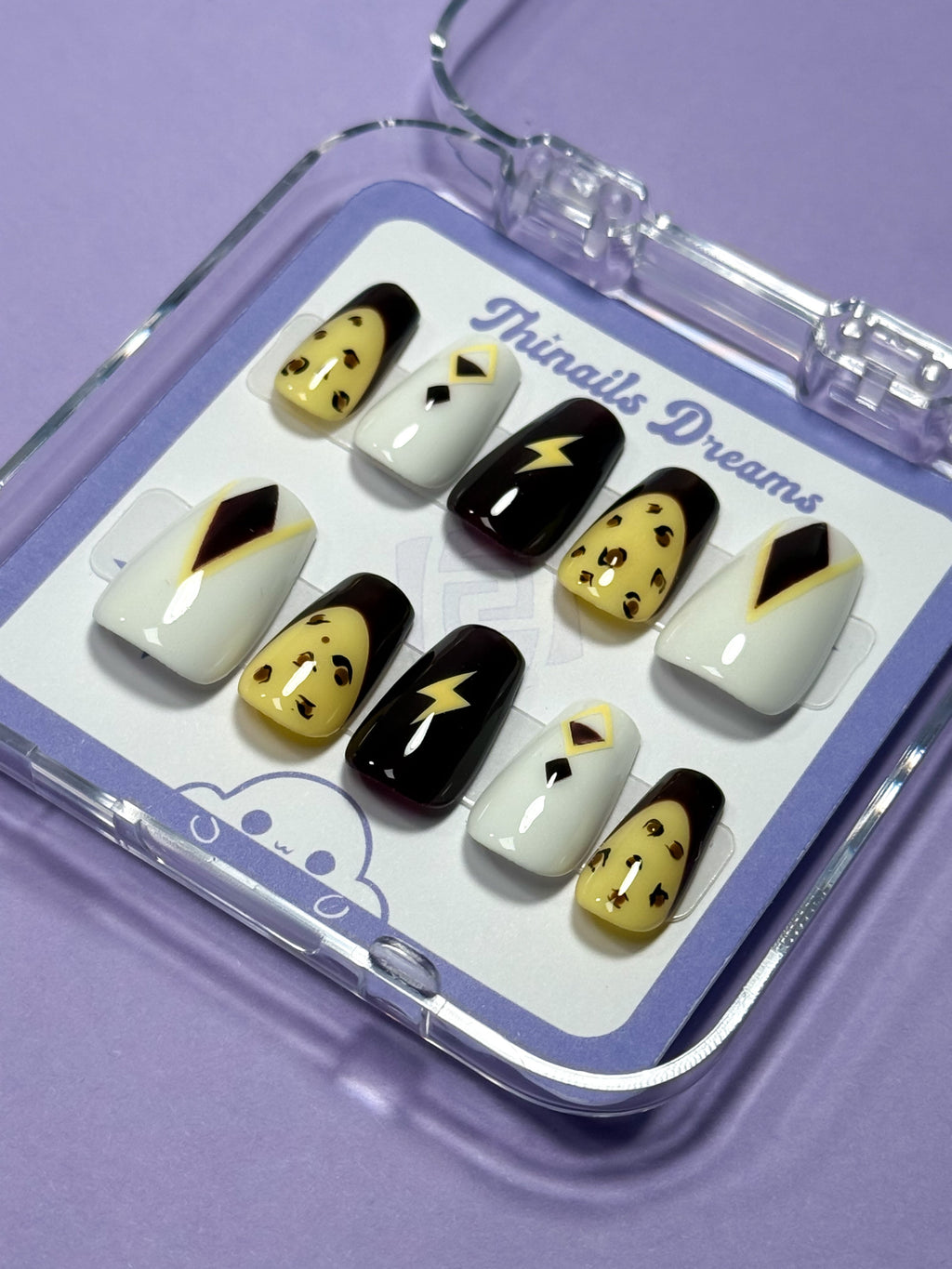 Xilonen - Press-On Nails Thinails Dreams